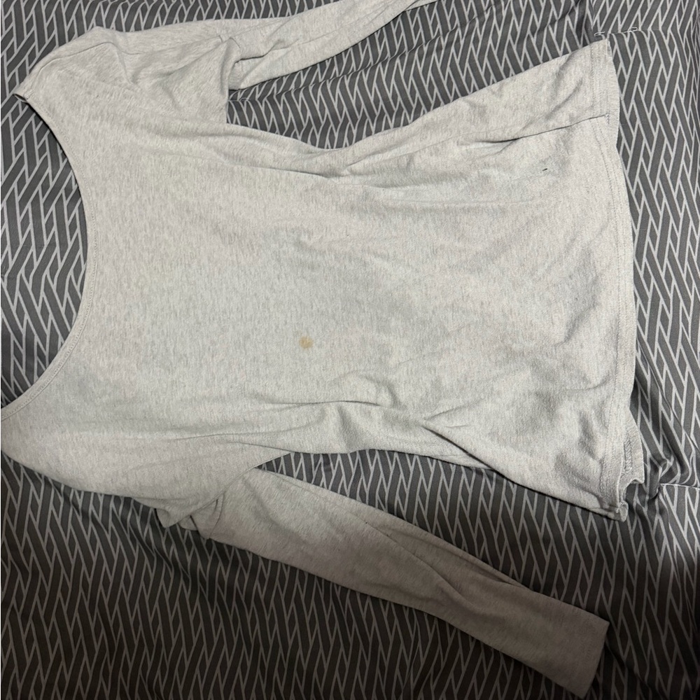 Women's Gray Long Sleeve Top